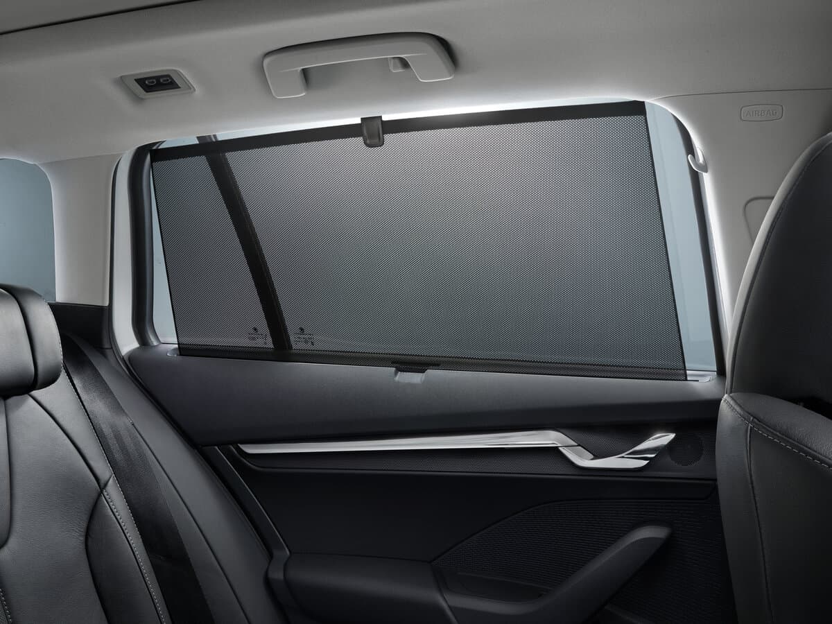 Skoda Octavia IV (A8) — Salon, arxadan