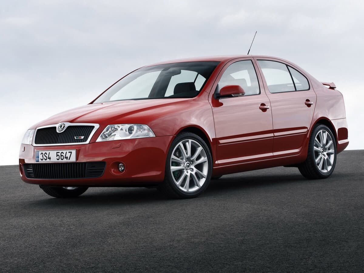 Skoda Octavia RS II — Əsas şəkil