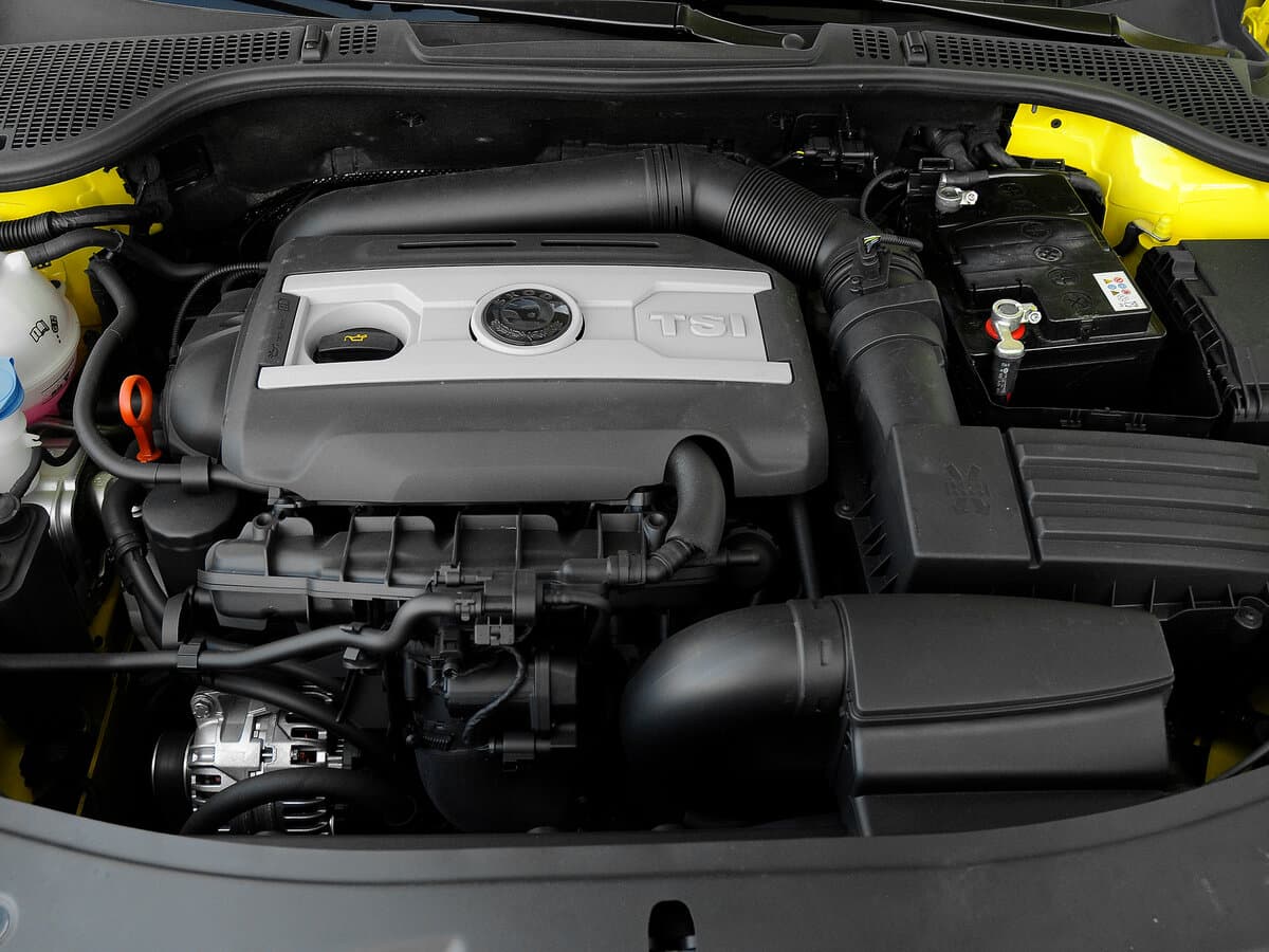 Skoda Octavia RS II Restayling — Salon, arxadan