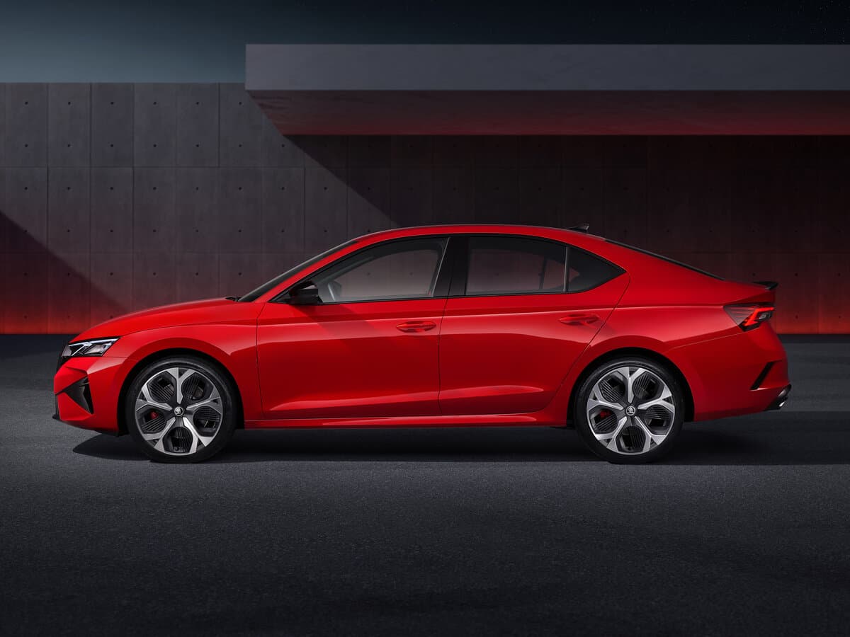 Skoda Octavia RS IV Restayling — Yandan