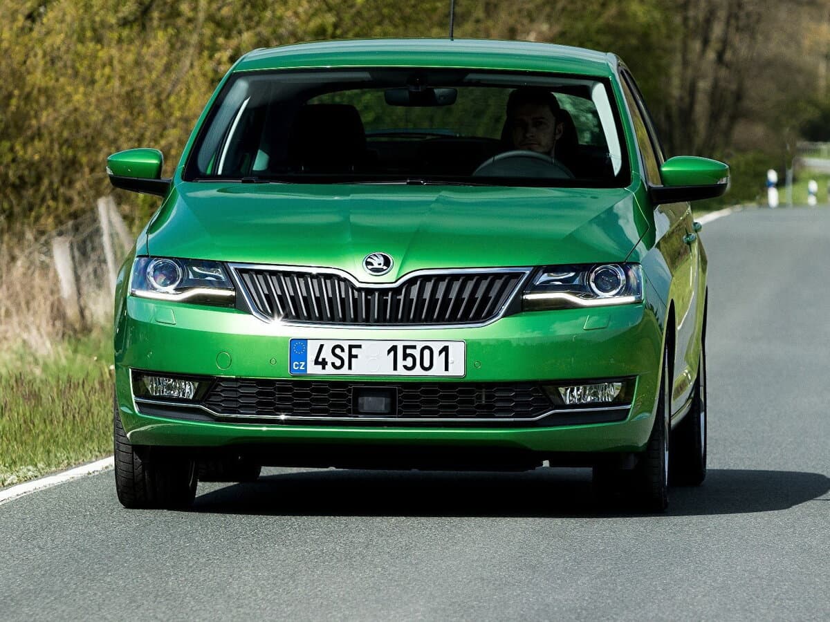 Skoda Rapid I Restayling — Öndən