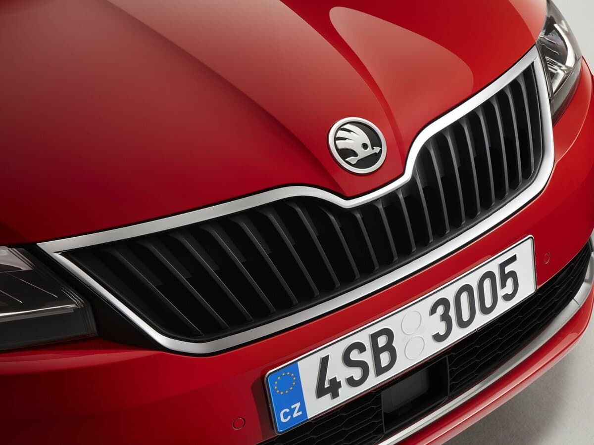 Skoda Rapid I Restayling — Salon, öndən