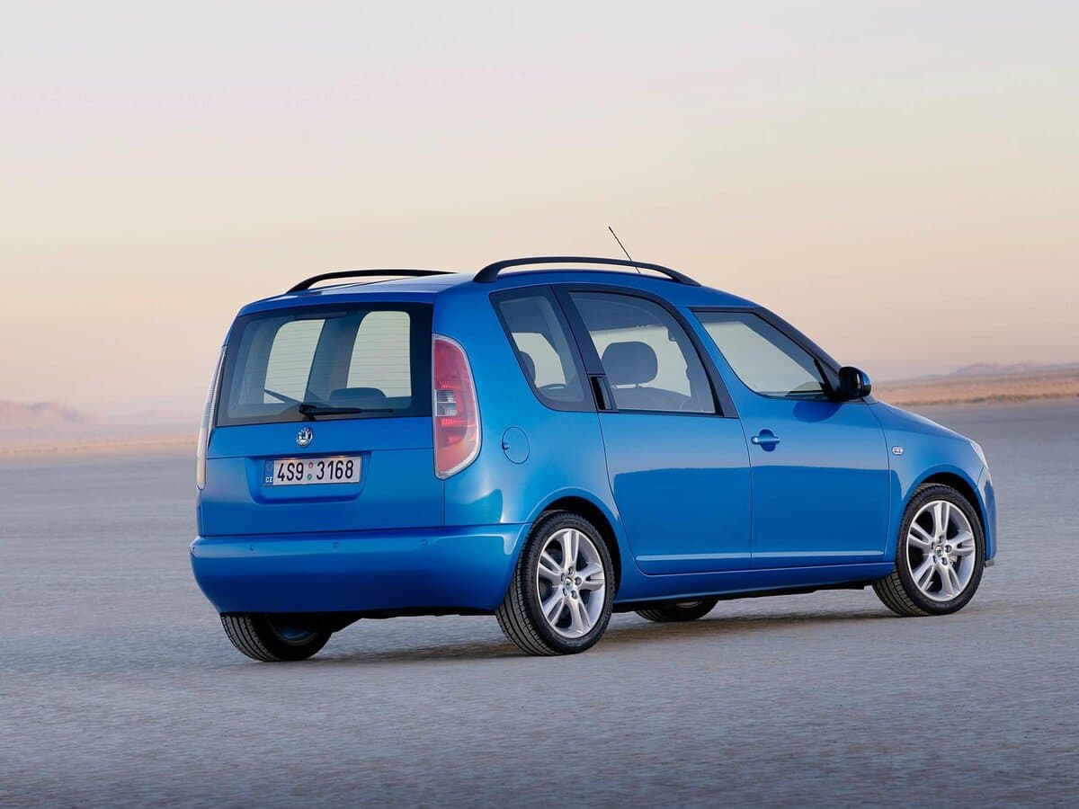 Skoda Roomster I — 3/4 arxadan