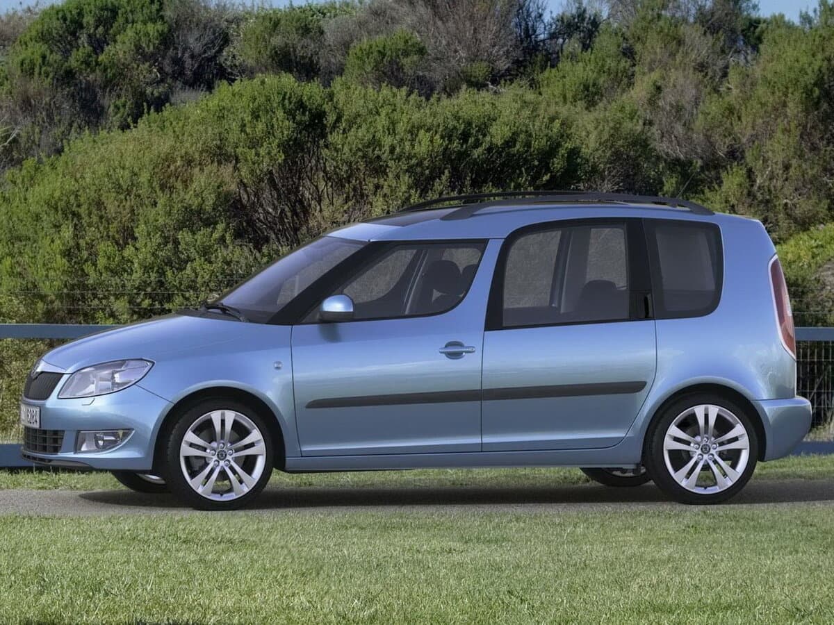 Skoda Roomster I Restayling — Yandan