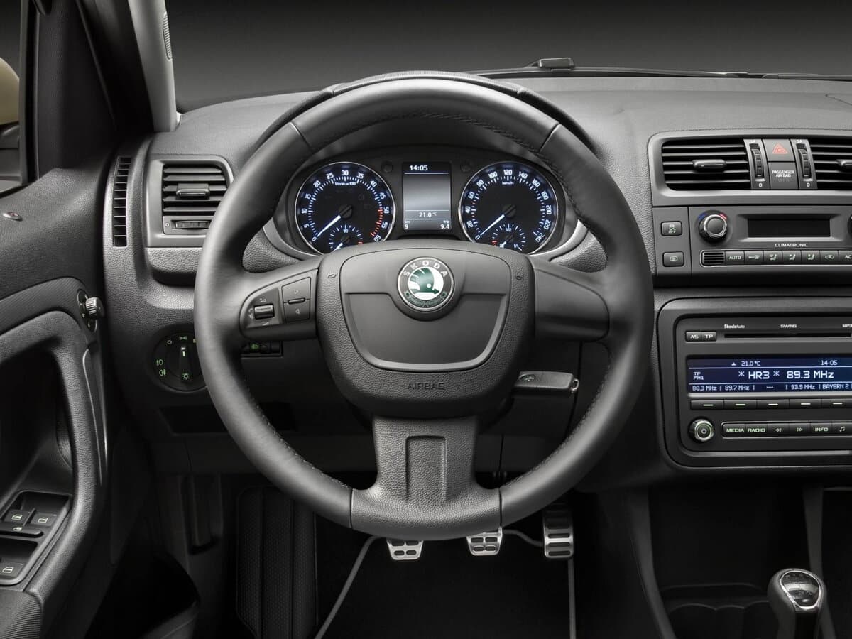 Skoda Roomster I Restayling — Sükan