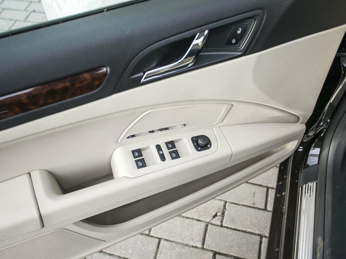 Skoda Superb II Restayling — Qapı
