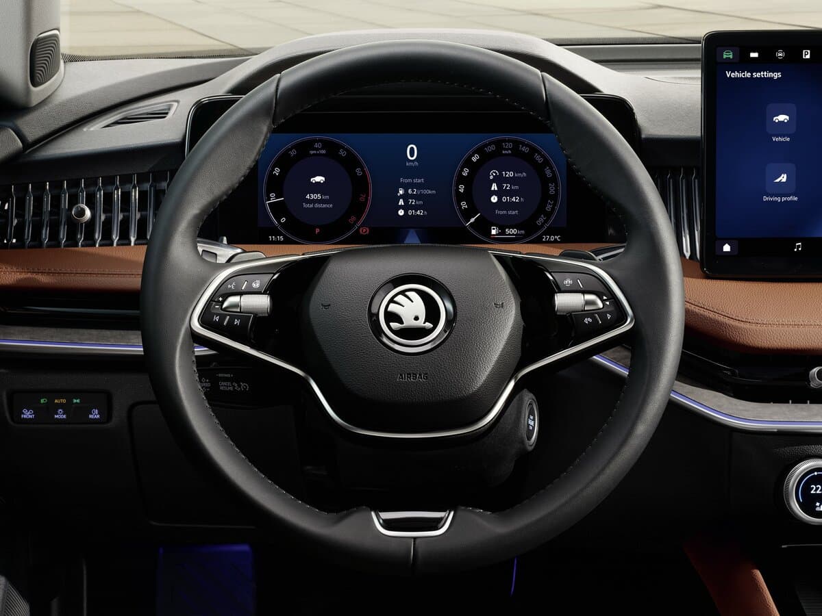 Skoda Superb IV — Sükan