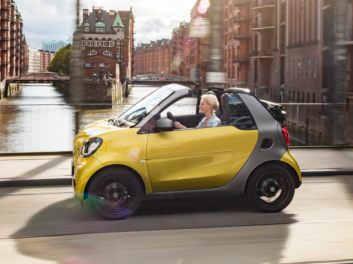 Smart Fortwo III — Yandan