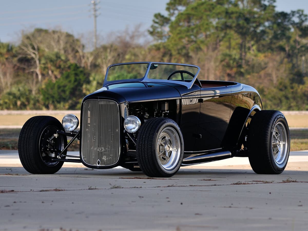Sportivnıye avto i repliki Hot-rod i Kastom 1950 – indiyədək — Əsas şəkil