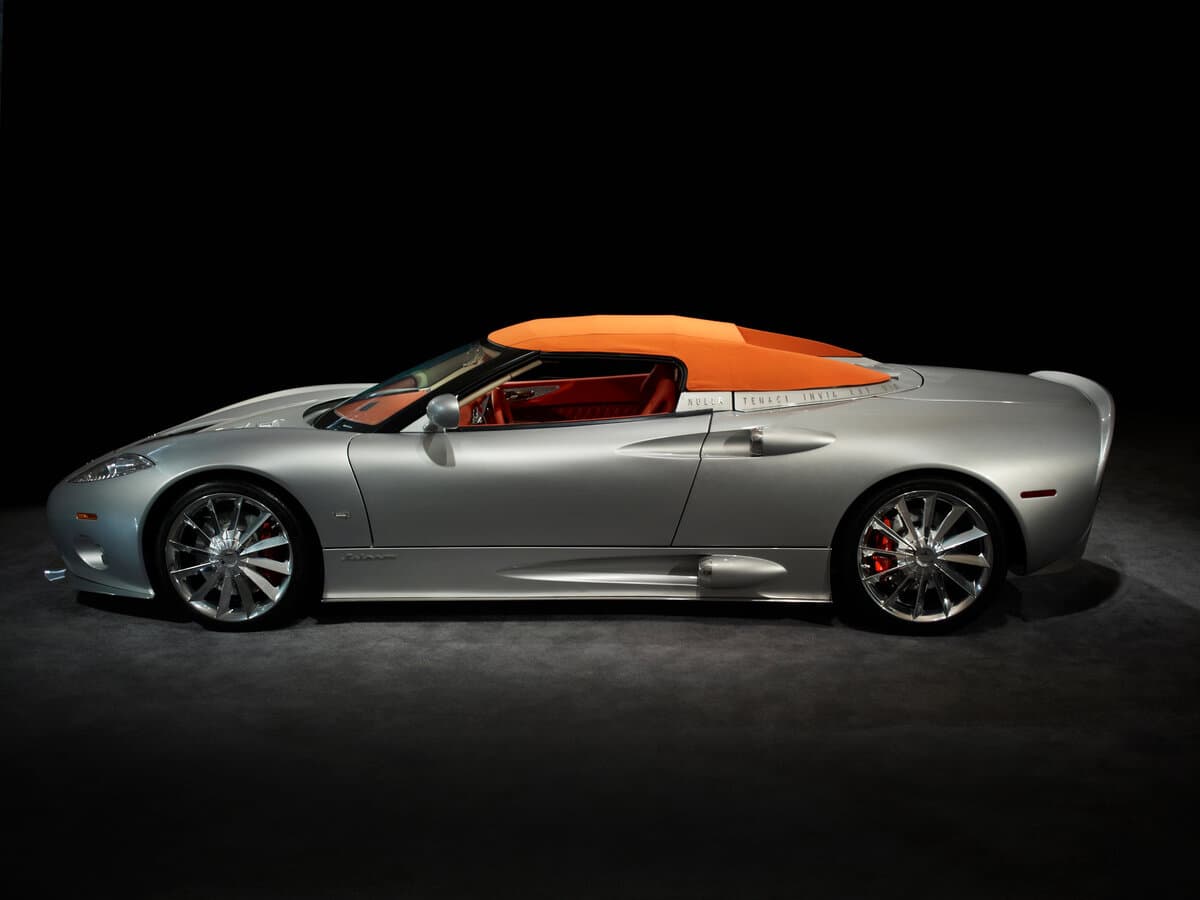 Spyker C8 II — Salon, öndən