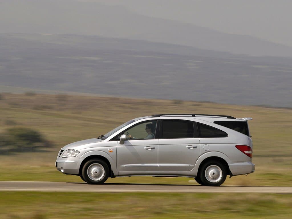 SsangYong Rodius I — Yandan