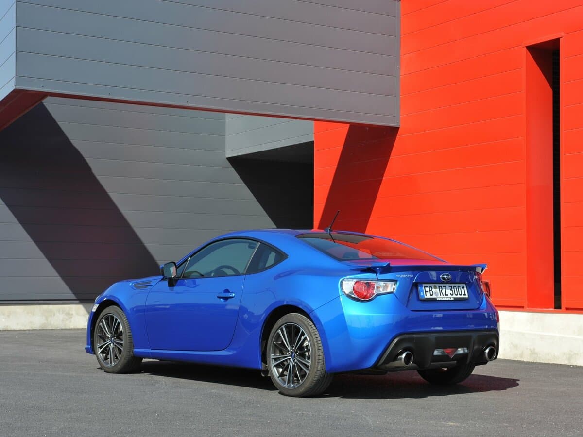 Subaru BRZ I — 3/4 arxadan