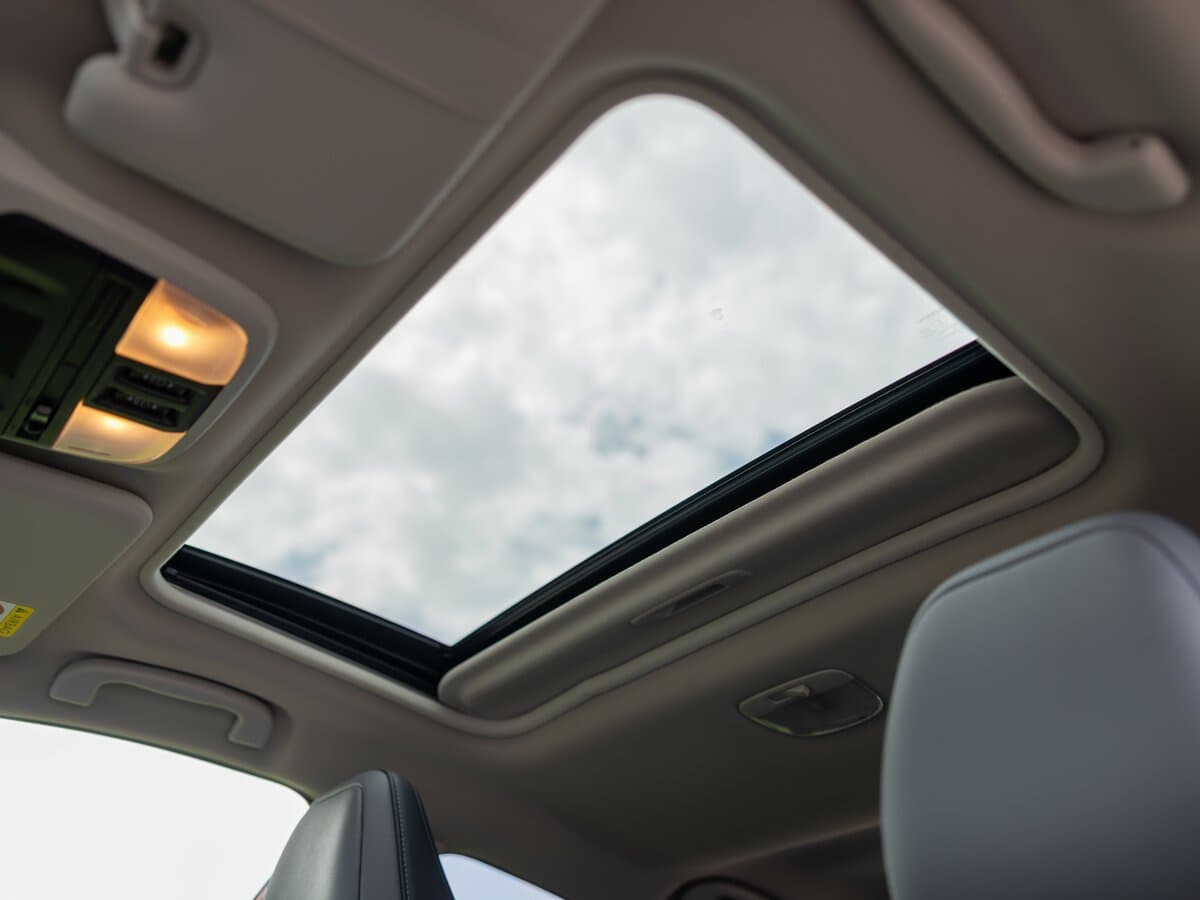 Subaru Crosstrek III — Salon, arxadan