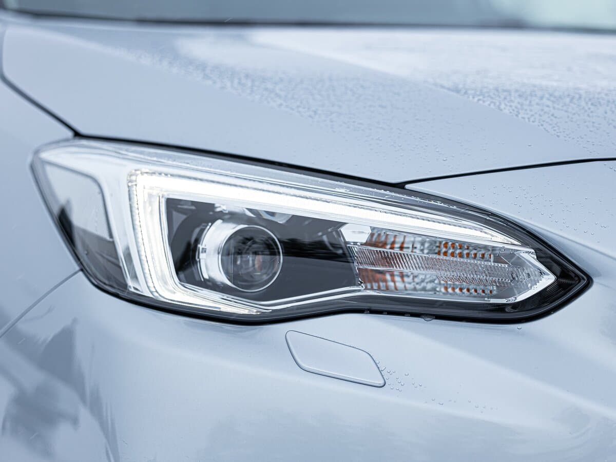 Subaru Impreza V Restayling — Fara