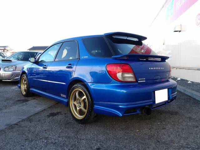 Subaru Impreza WRX STi II — 3/4 arxadan