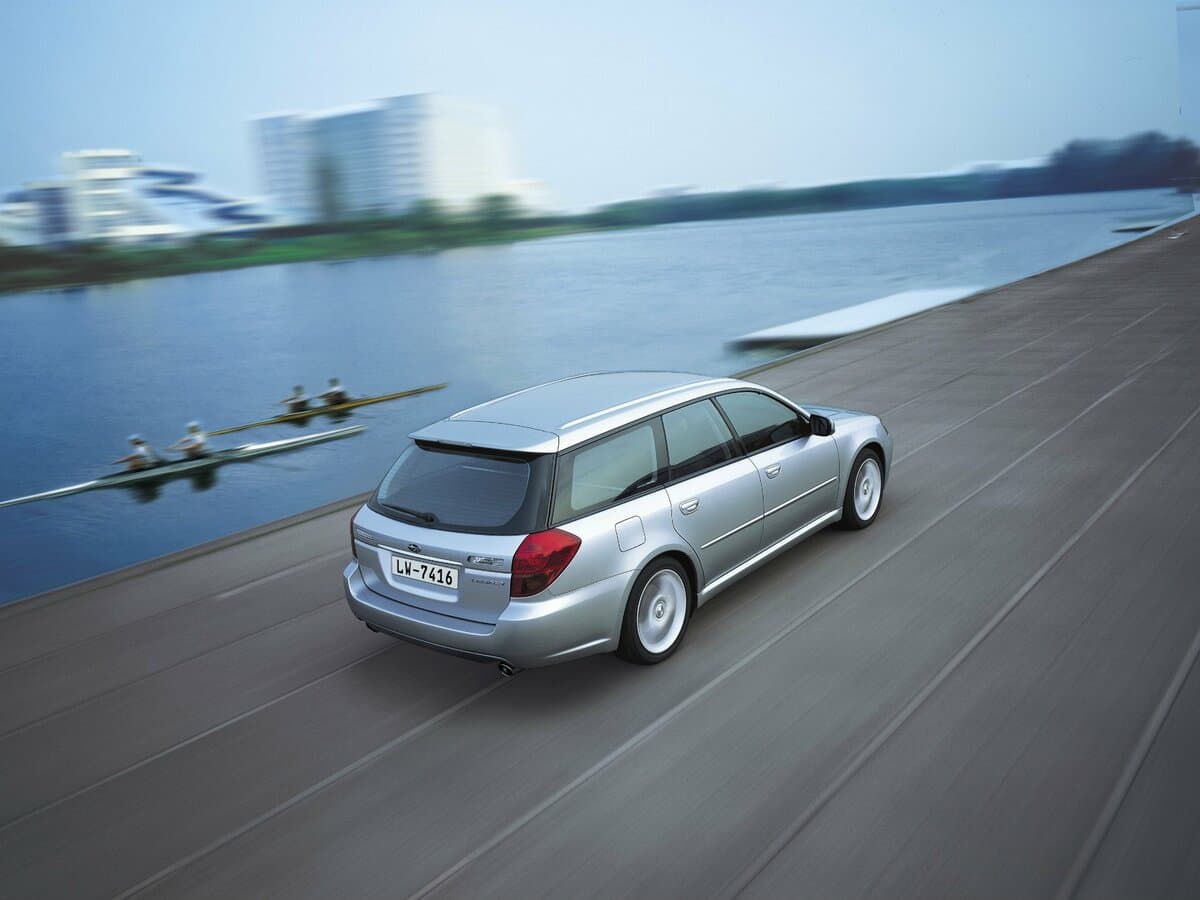 Subaru Legacy IV — 3/4 arxadan