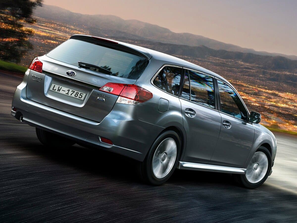 Subaru Legacy V — 3/4 arxadan