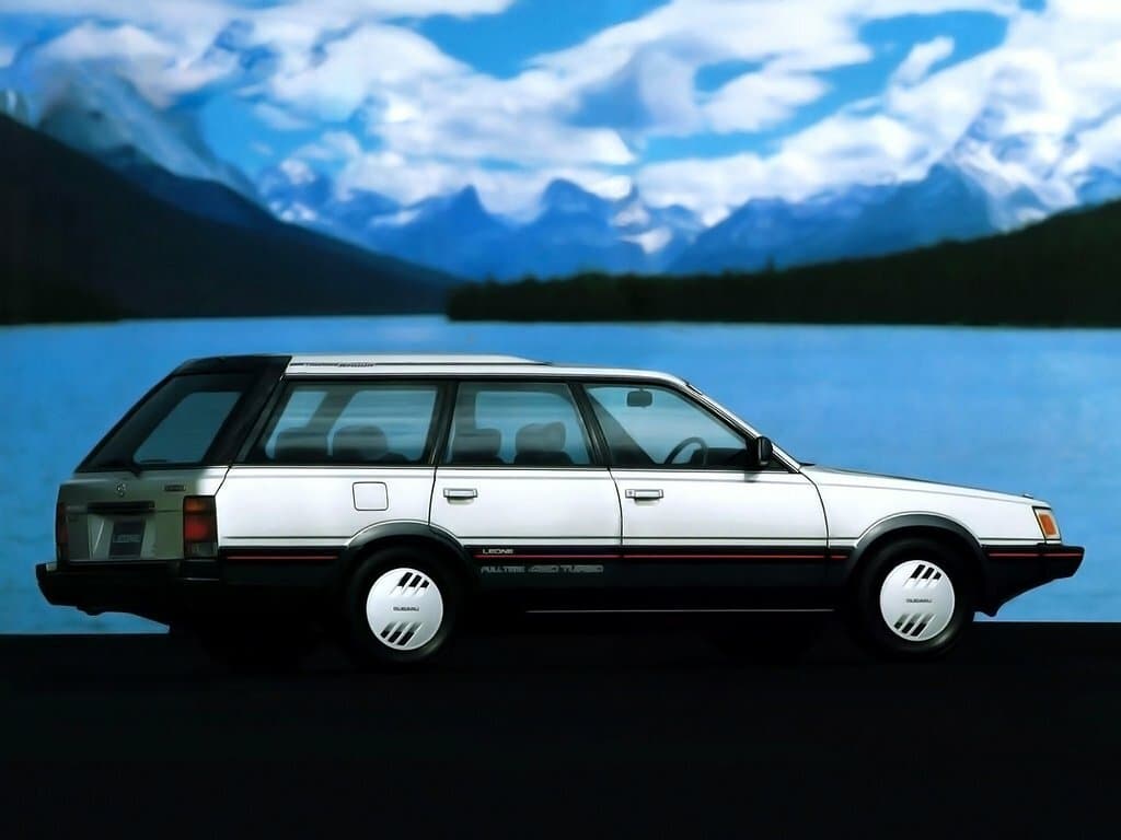 Subaru Leone III — Yandan