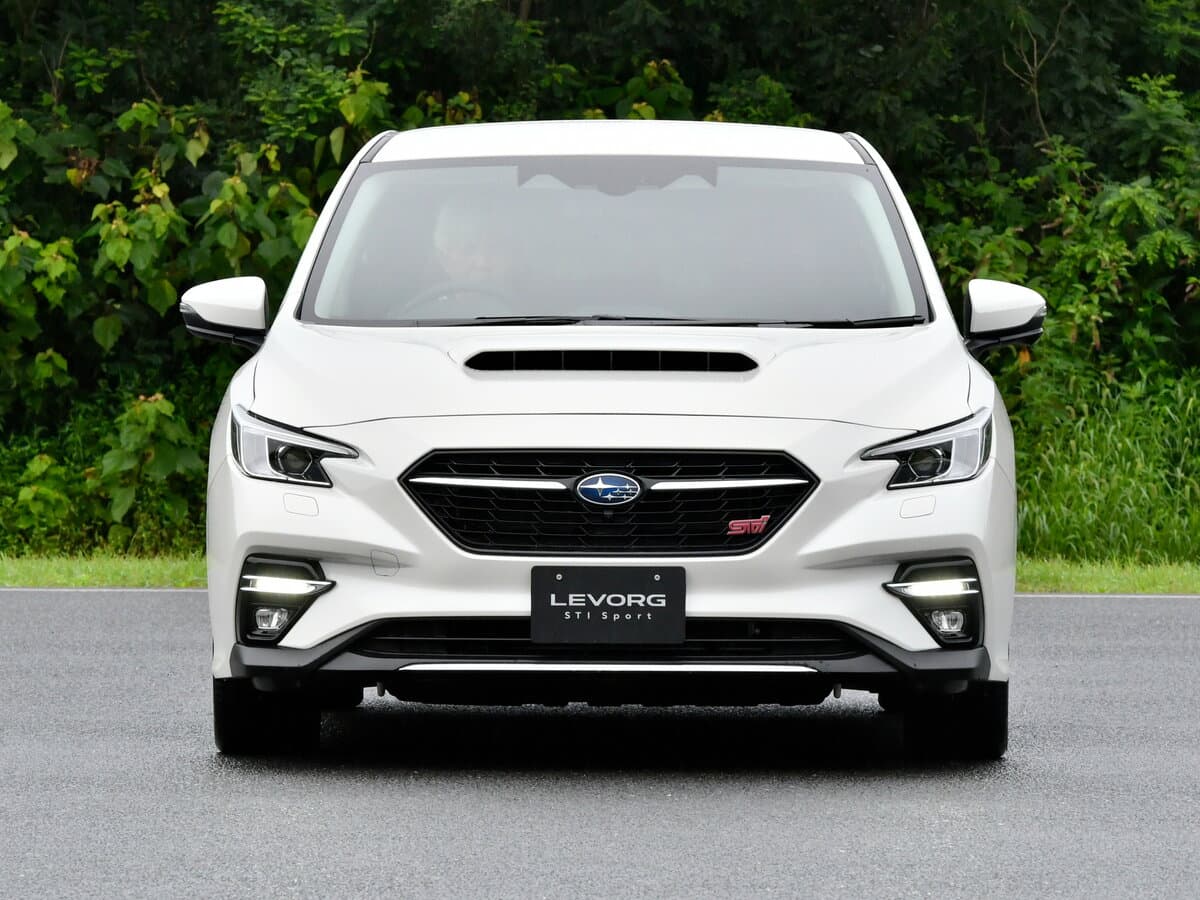 Subaru Levorg II — Öndən