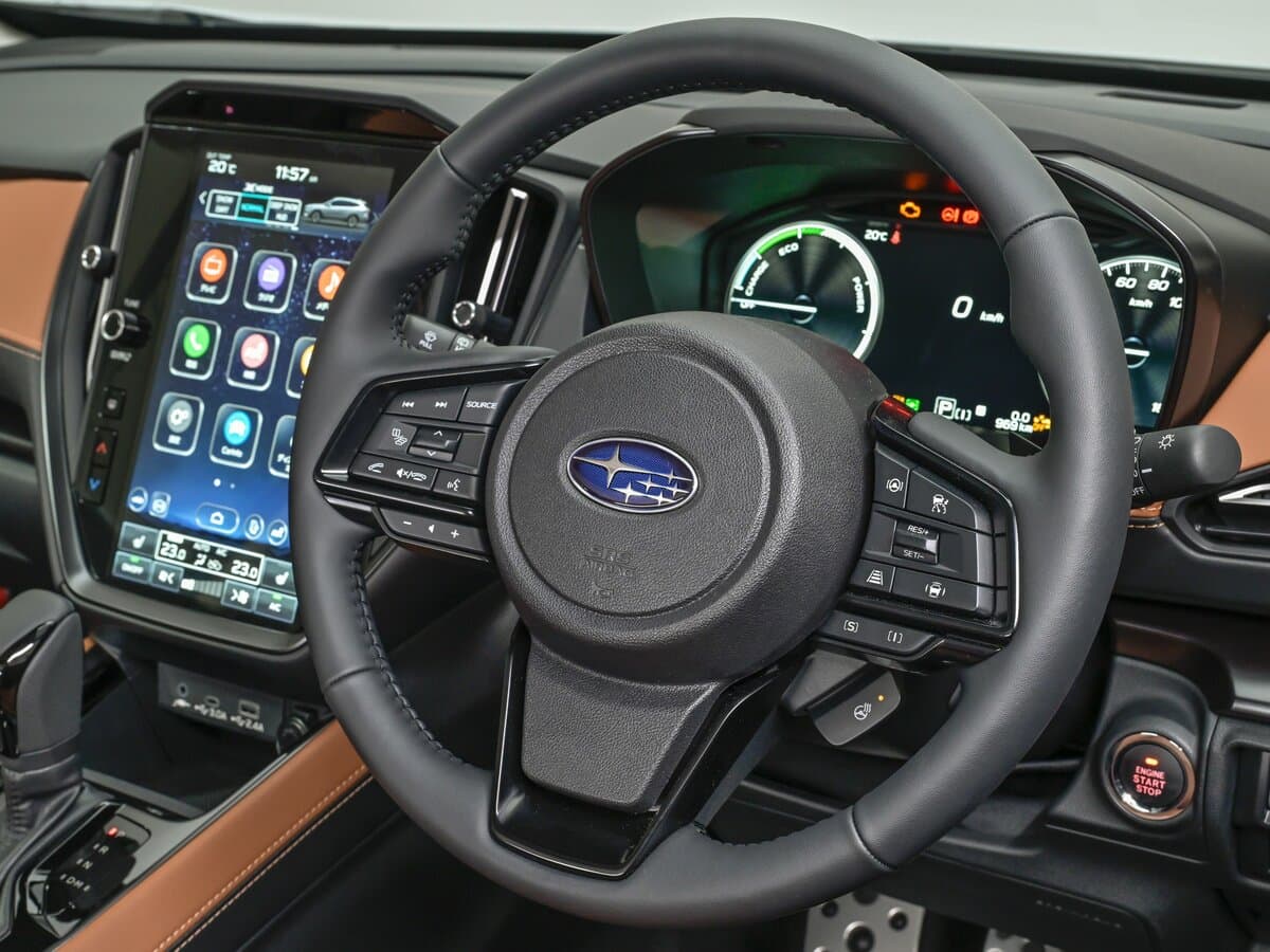 Subaru Levorg II — Sükan