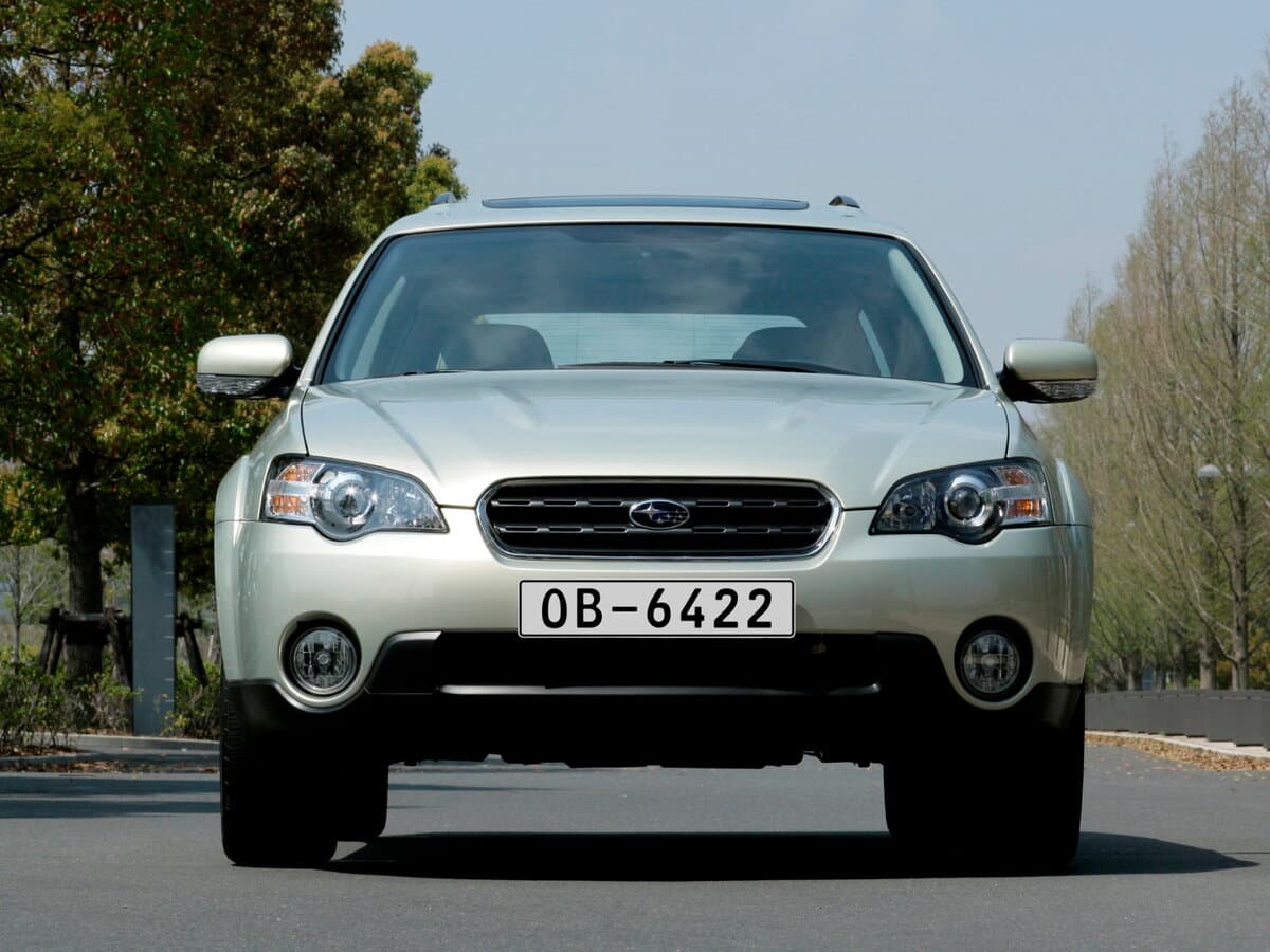 Subaru Outback III — Öndən