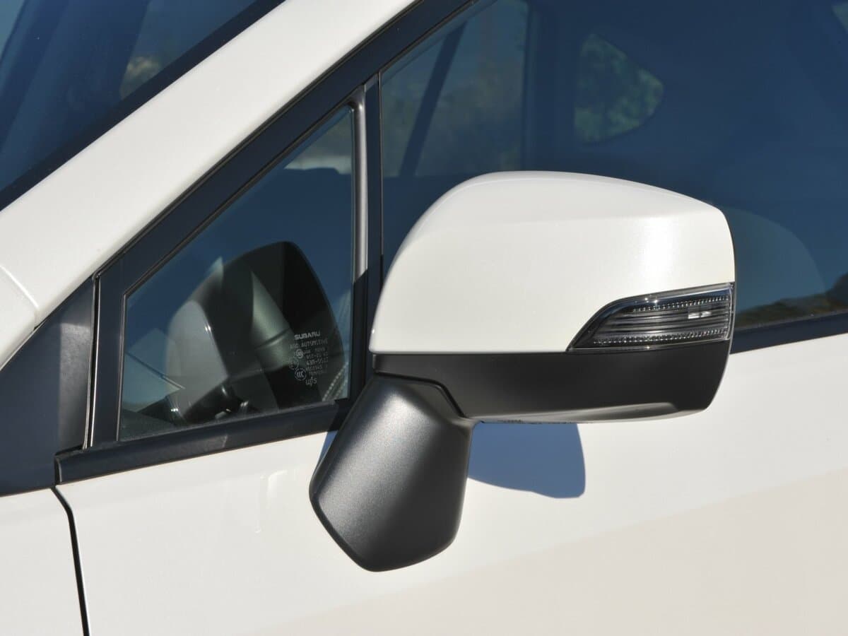 Subaru XV I — Yan güzgü