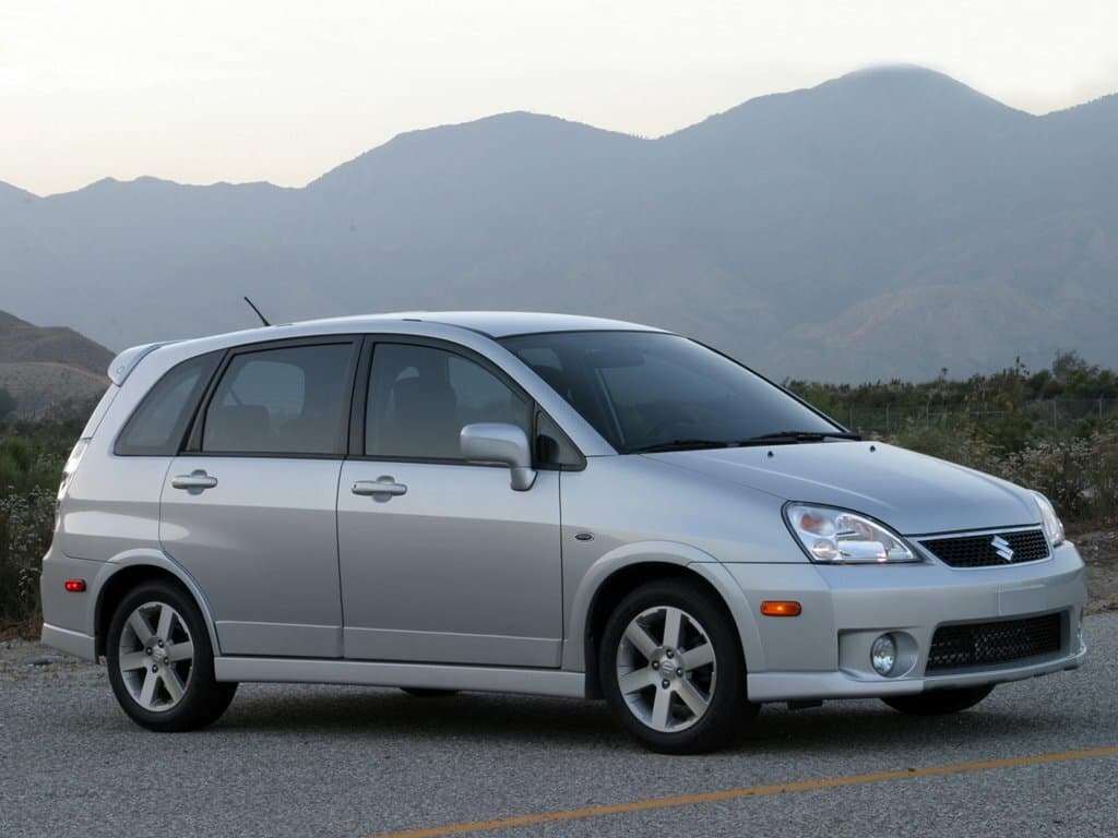 Suzuki Aerio 2001 – 2007 — Yandan