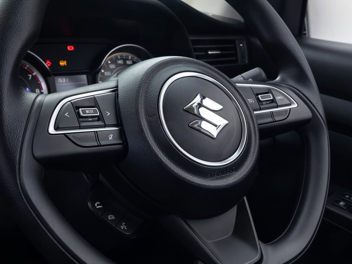 Suzuki Ertiga II Restayling — Sükan