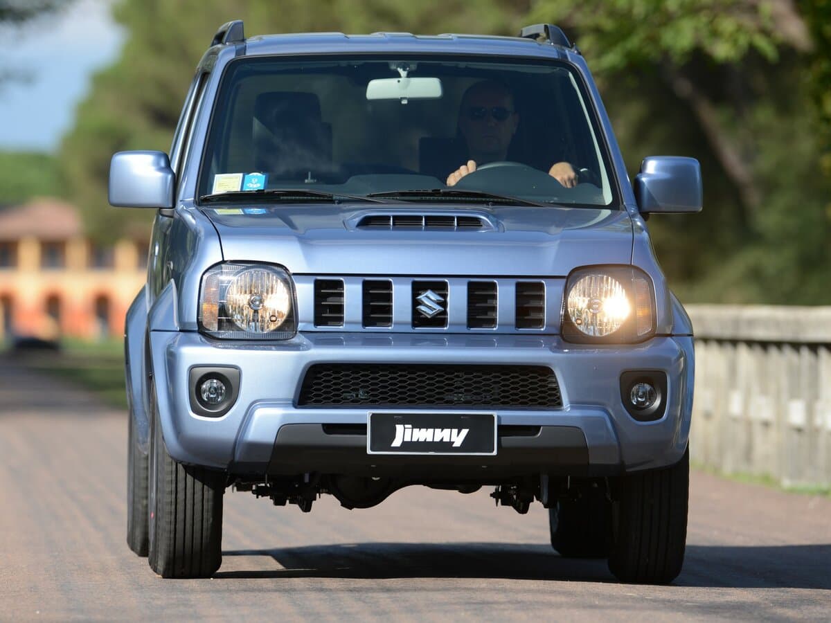 Suzuki Jimny III Restayling 2 — Öndən