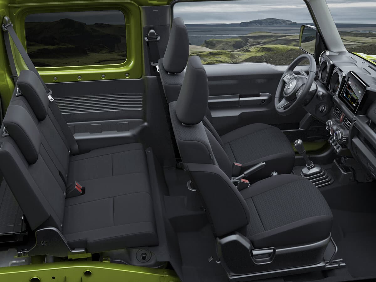 Suzuki Jimny IV — Salon, öndən