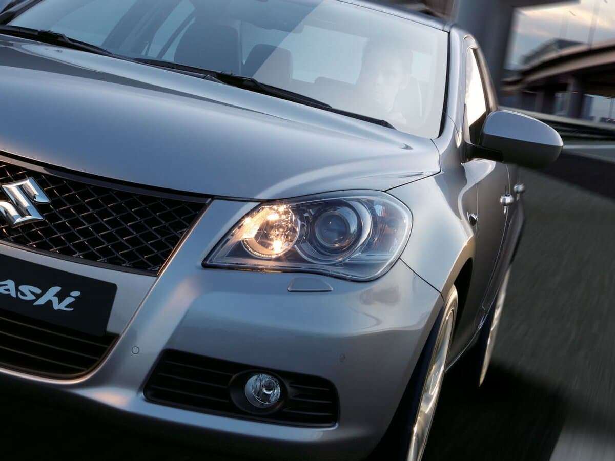 Suzuki Kizashi 2009 – 2014 — Fara
