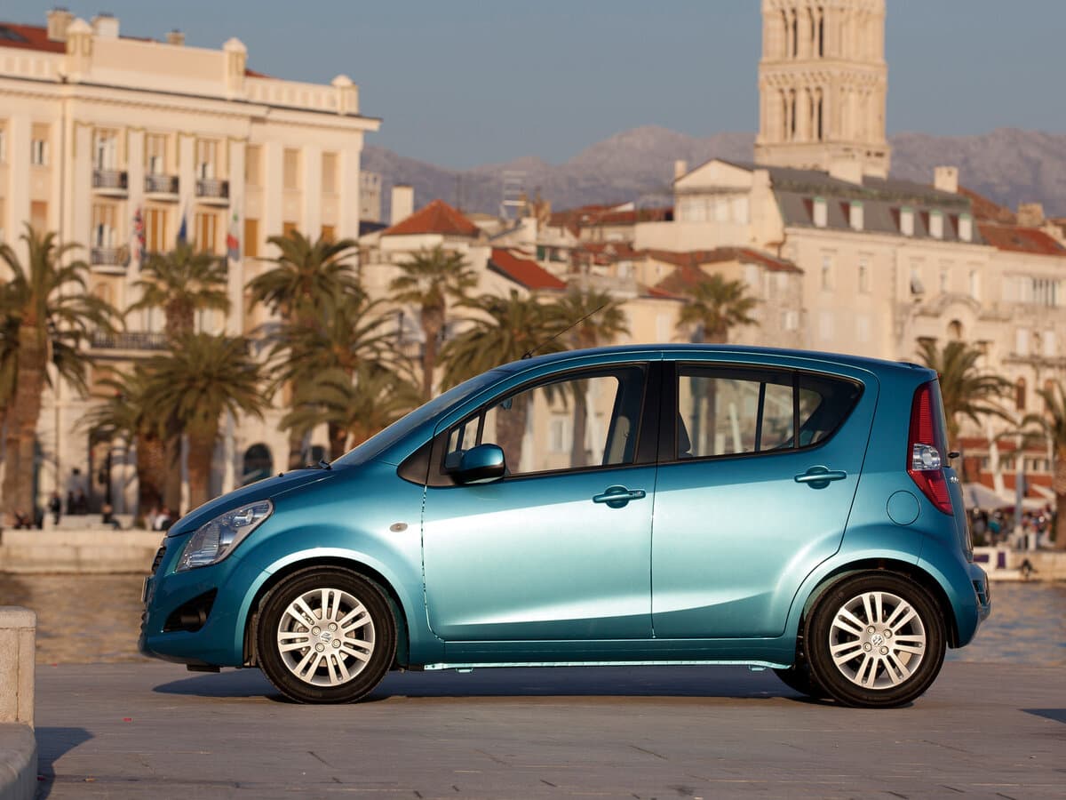 Suzuki Splash I Restayling — Yandan