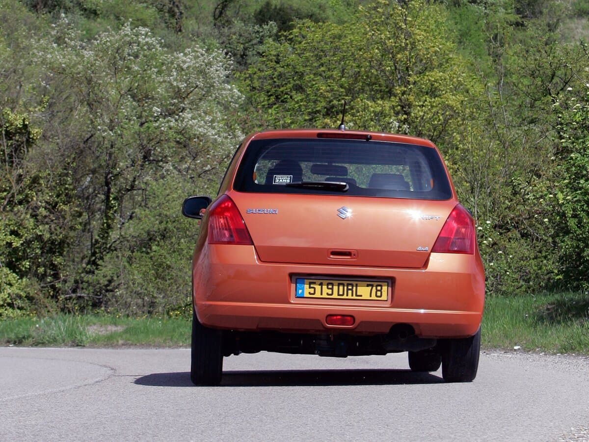 Suzuki Swift III — Arxadan