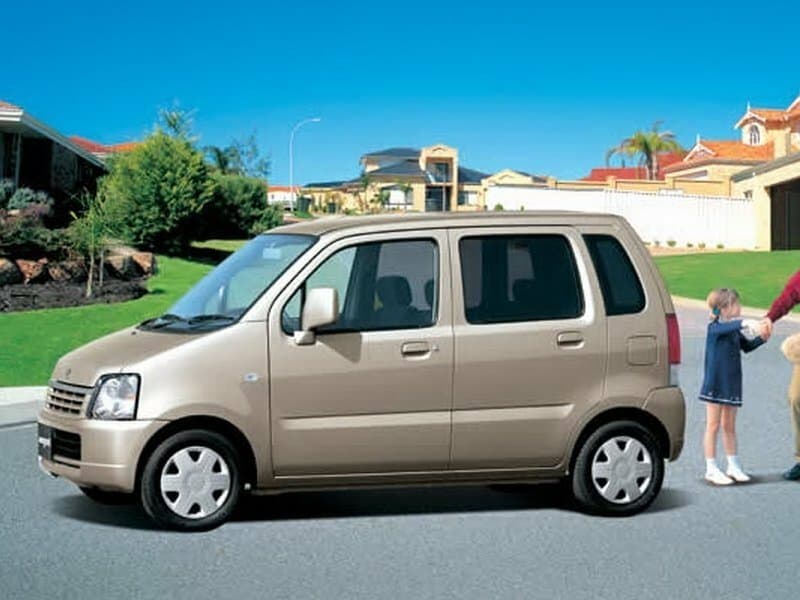 Suzuki Wagon R II — Yandan
