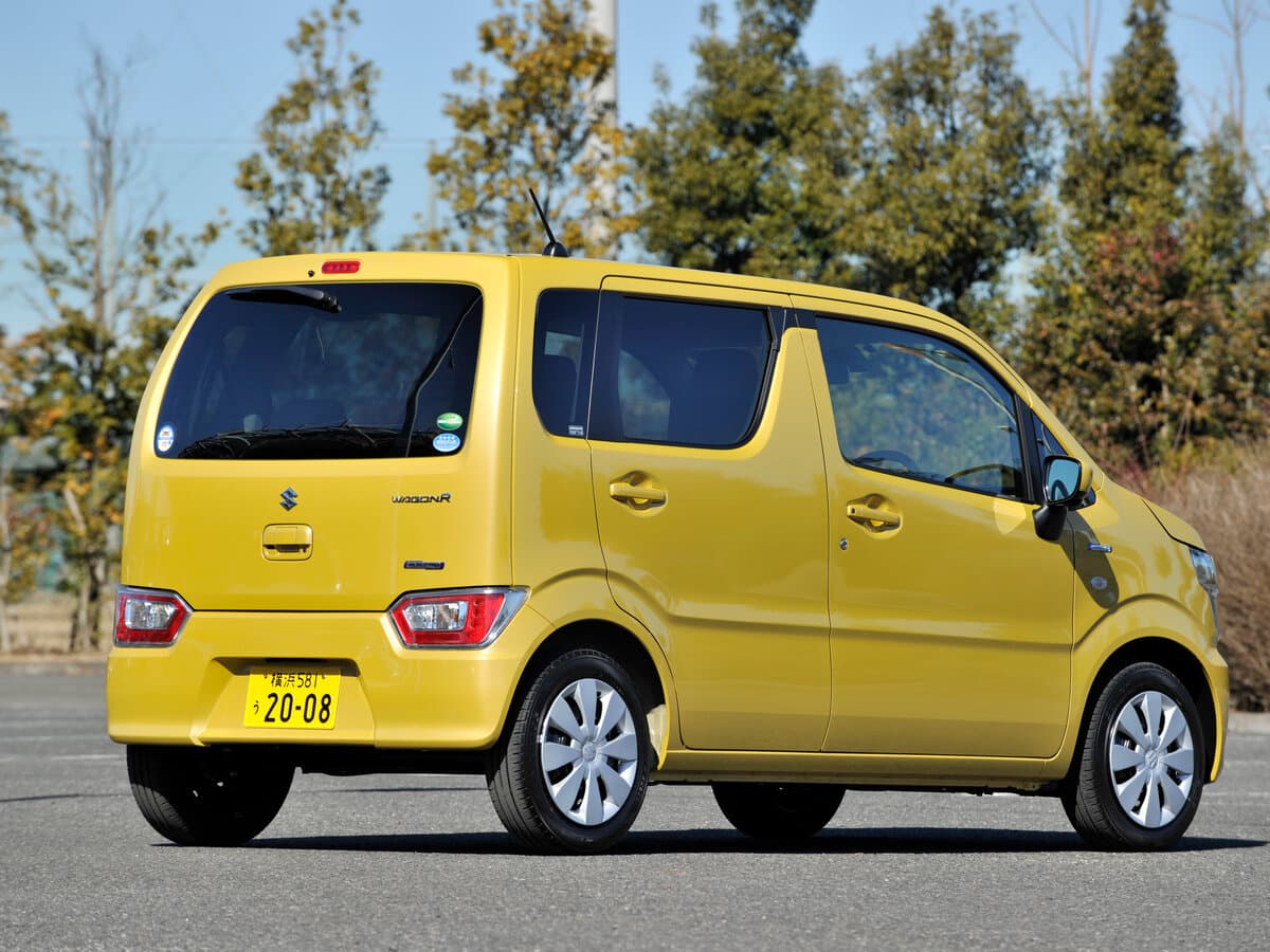 Suzuki Wagon R VI — 3/4 arxadan