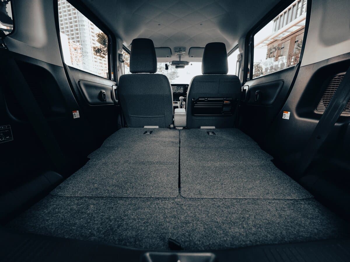 Suzuki Wagon R Smile I Restayling — Salon, öndən