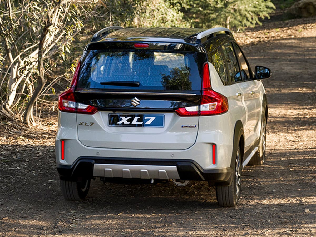 Suzuki XL7 III — Arxadan