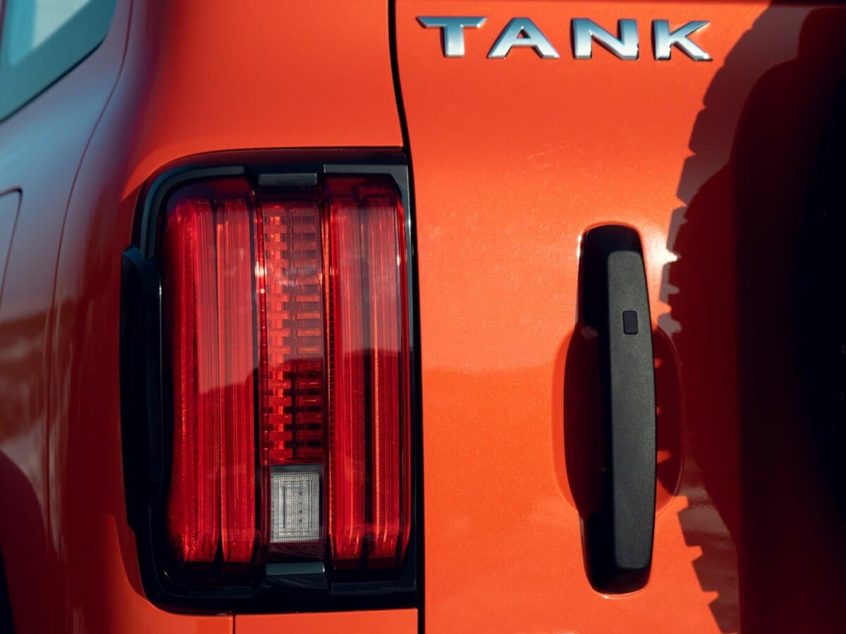Tank 300 I — Detal