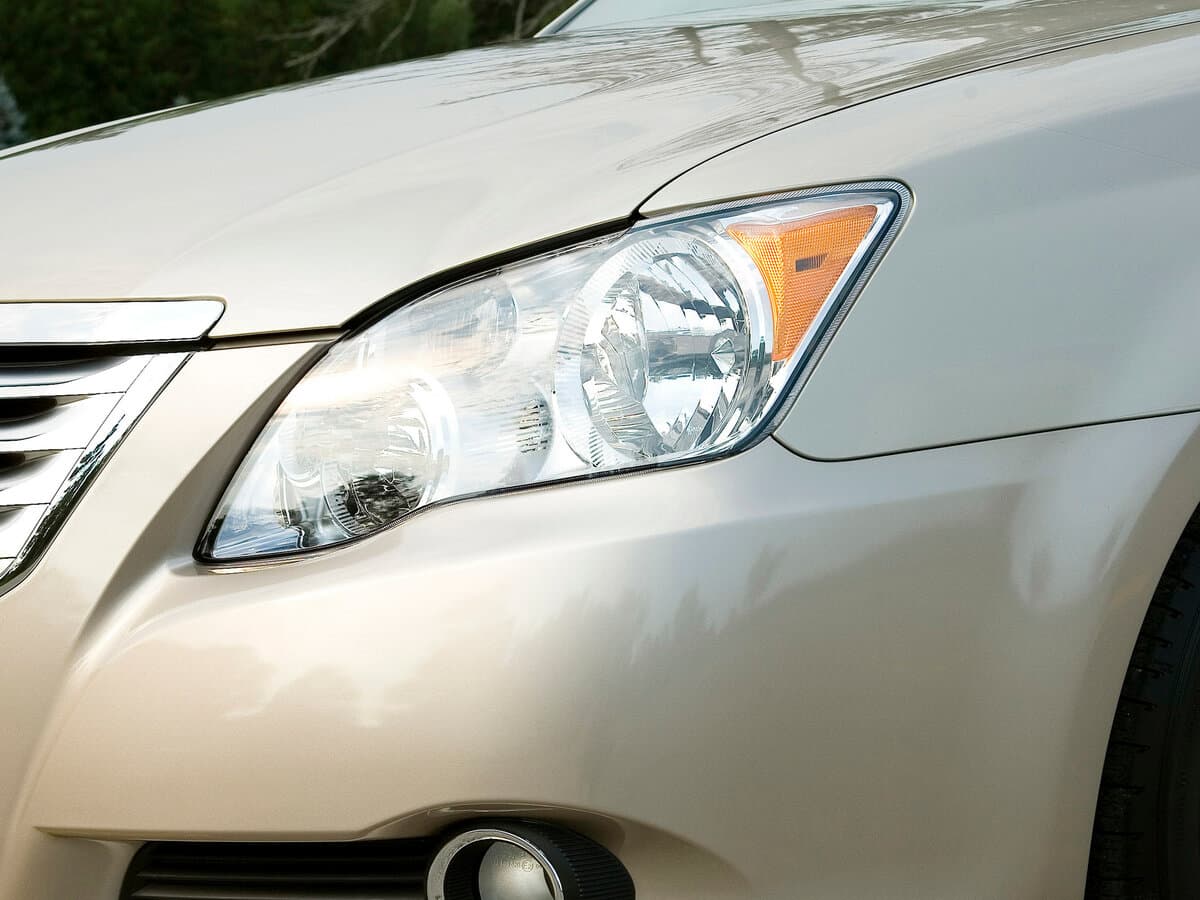 Toyota Avalon III Restayling — Fara