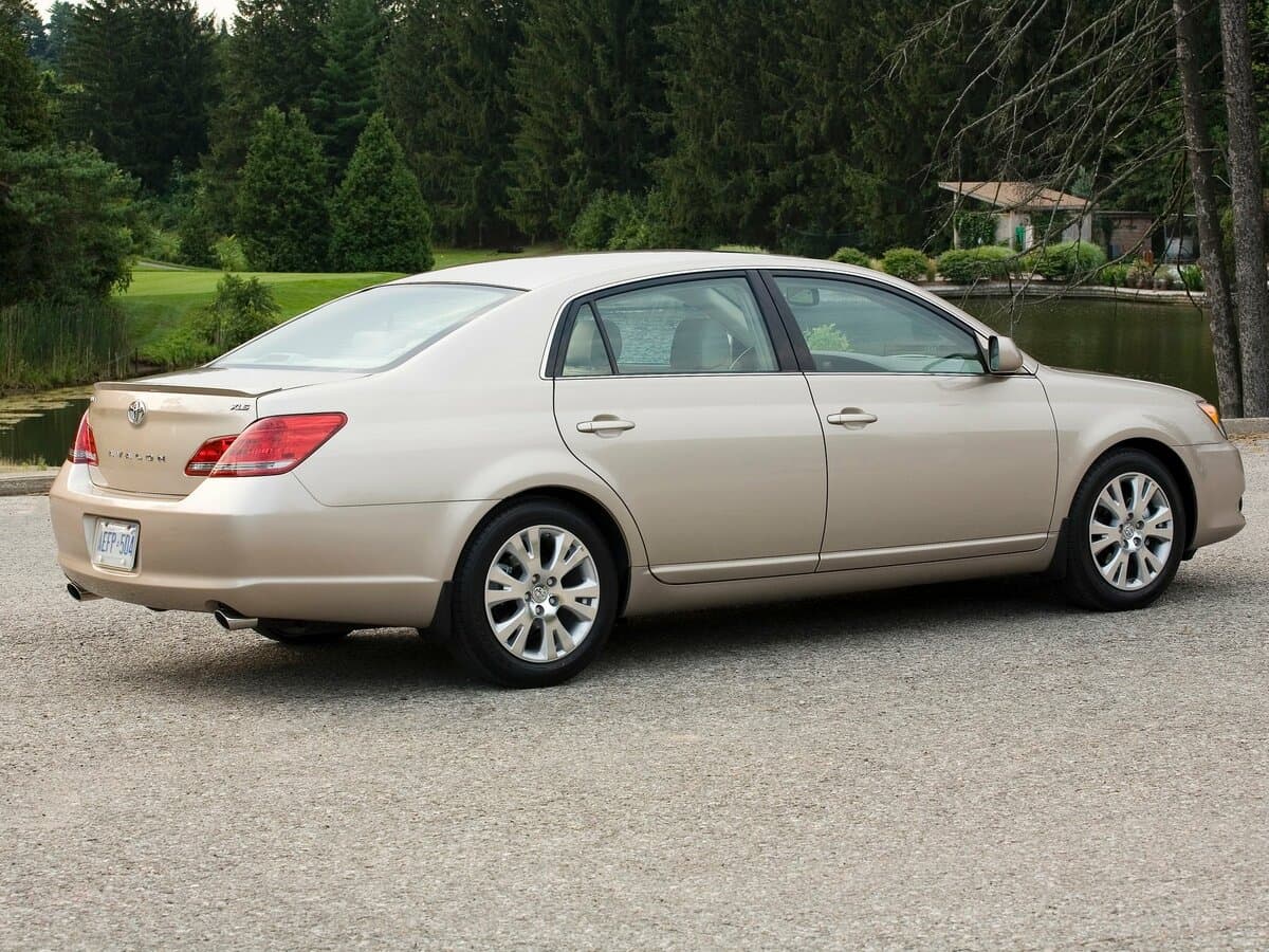 Toyota Avalon III Restayling — 3/4 arxadan