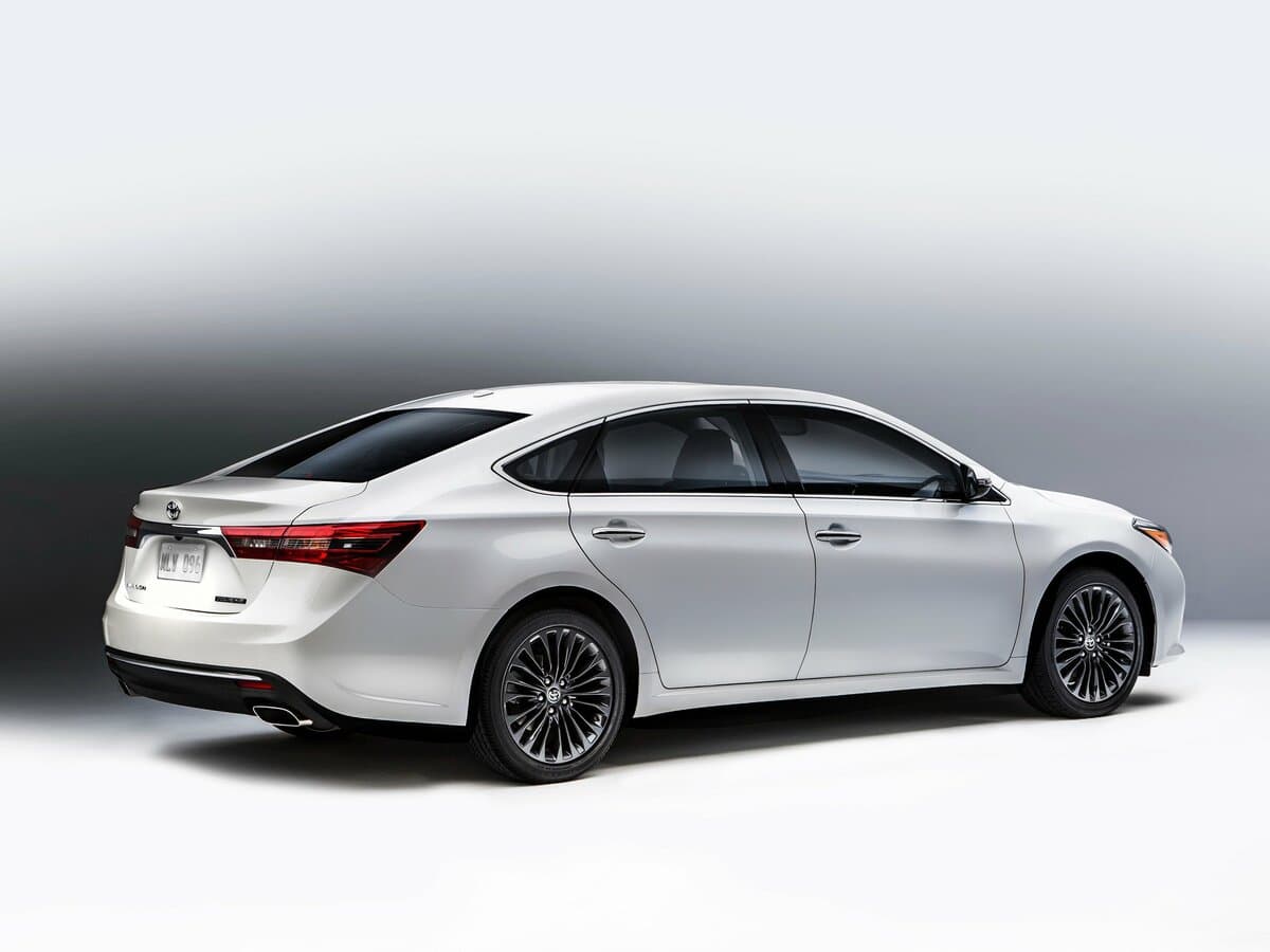 Toyota Avalon IV Restayling — 3/4 arxadan