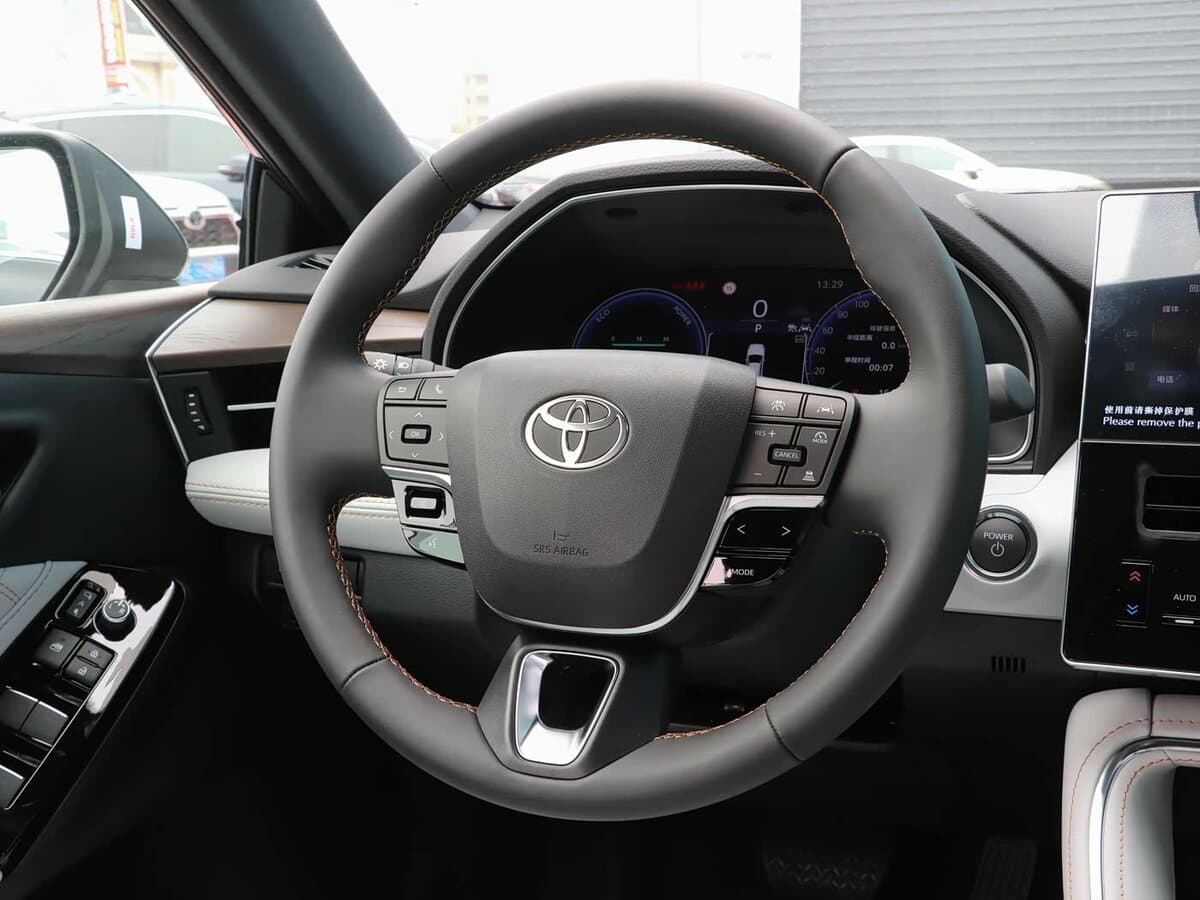 Toyota Avalon V Restayling 2 — Sükan