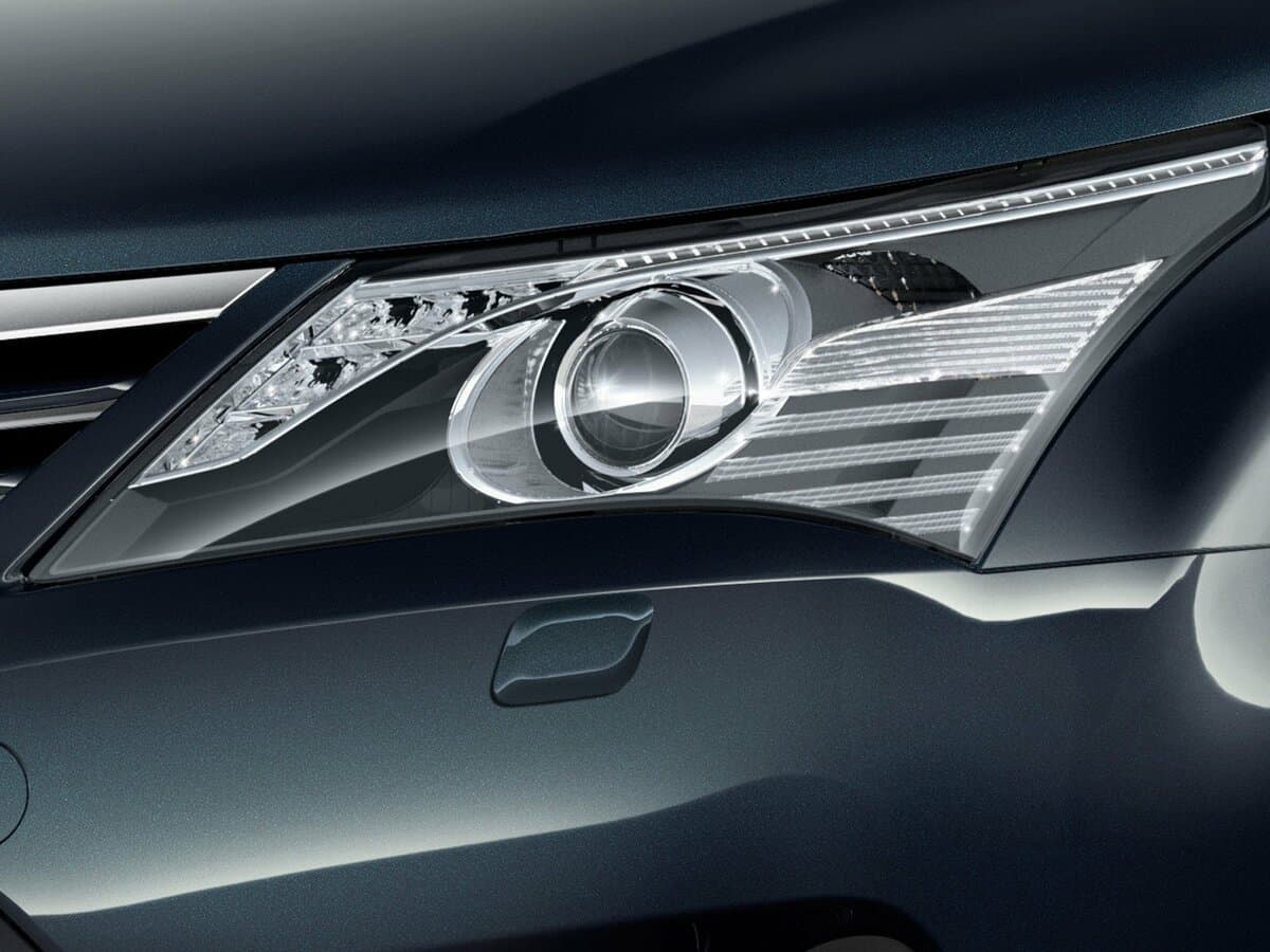 Toyota Avensis III Restayling — Fara