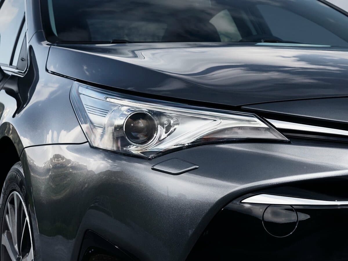 Toyota Avensis III Restayling 2 — Fara