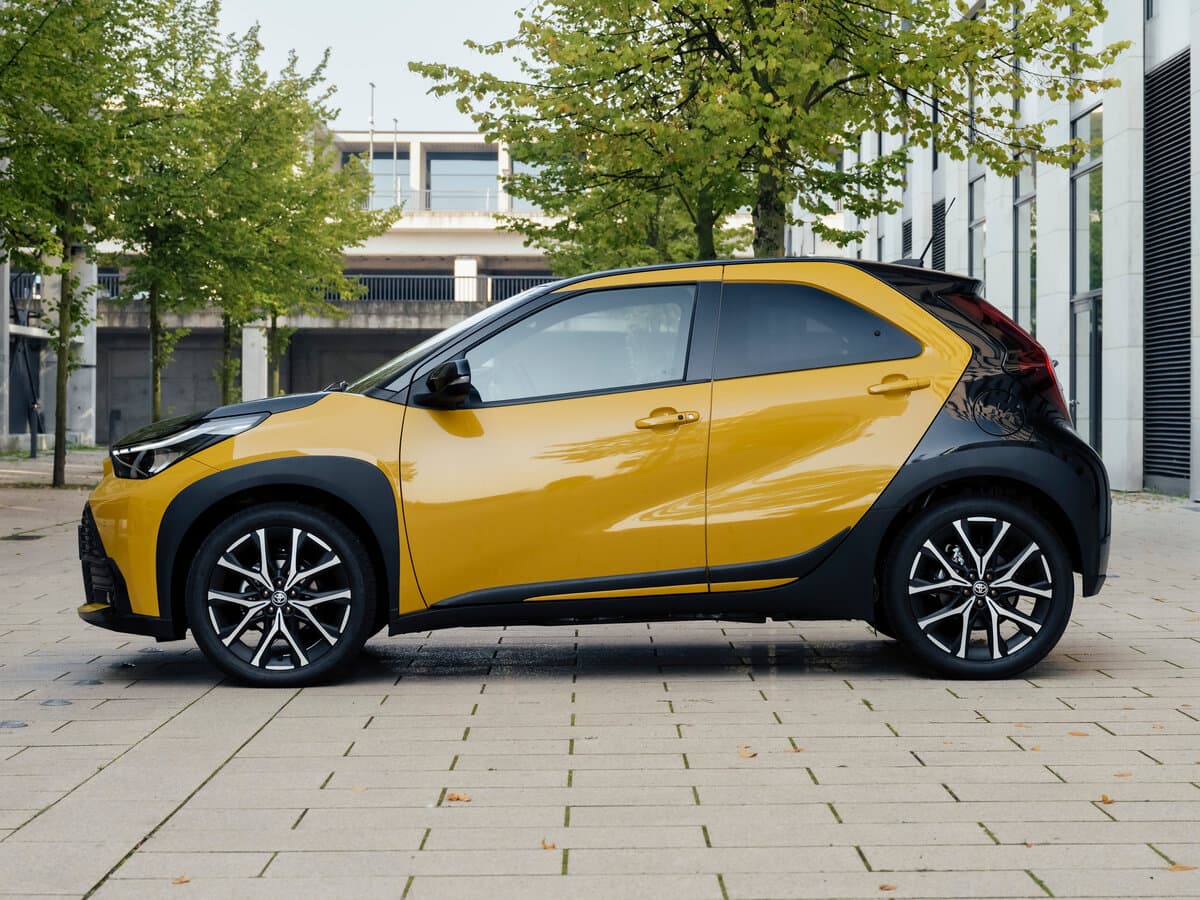 Toyota Aygo X I Restayling — Yandan