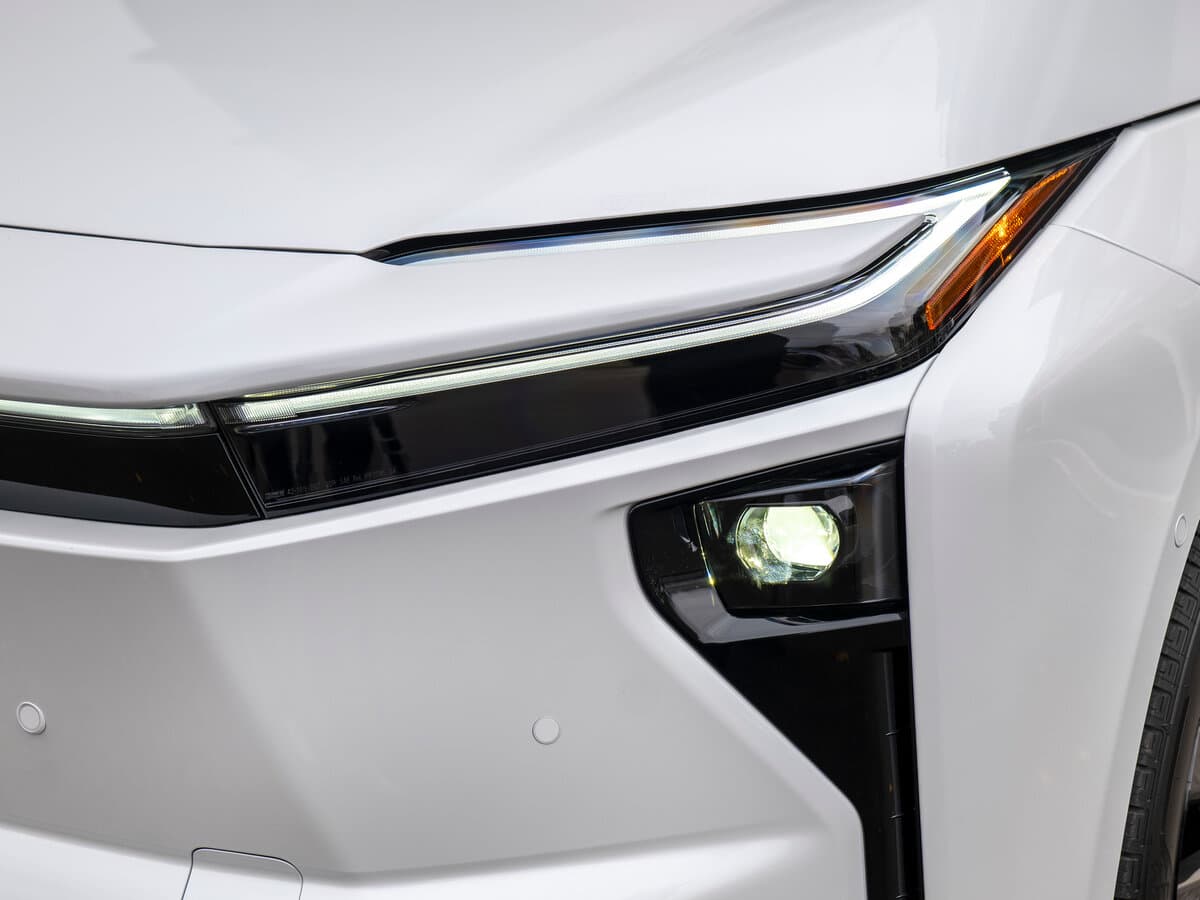Toyota bZ 2026 – indiyədək — Fara