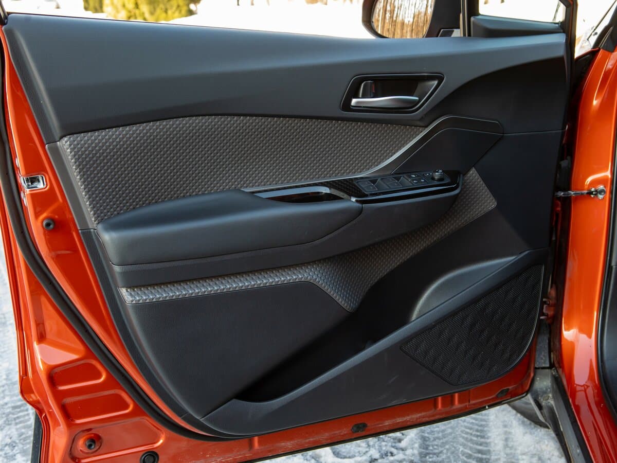 Toyota C-HR I Restayling — Qapı