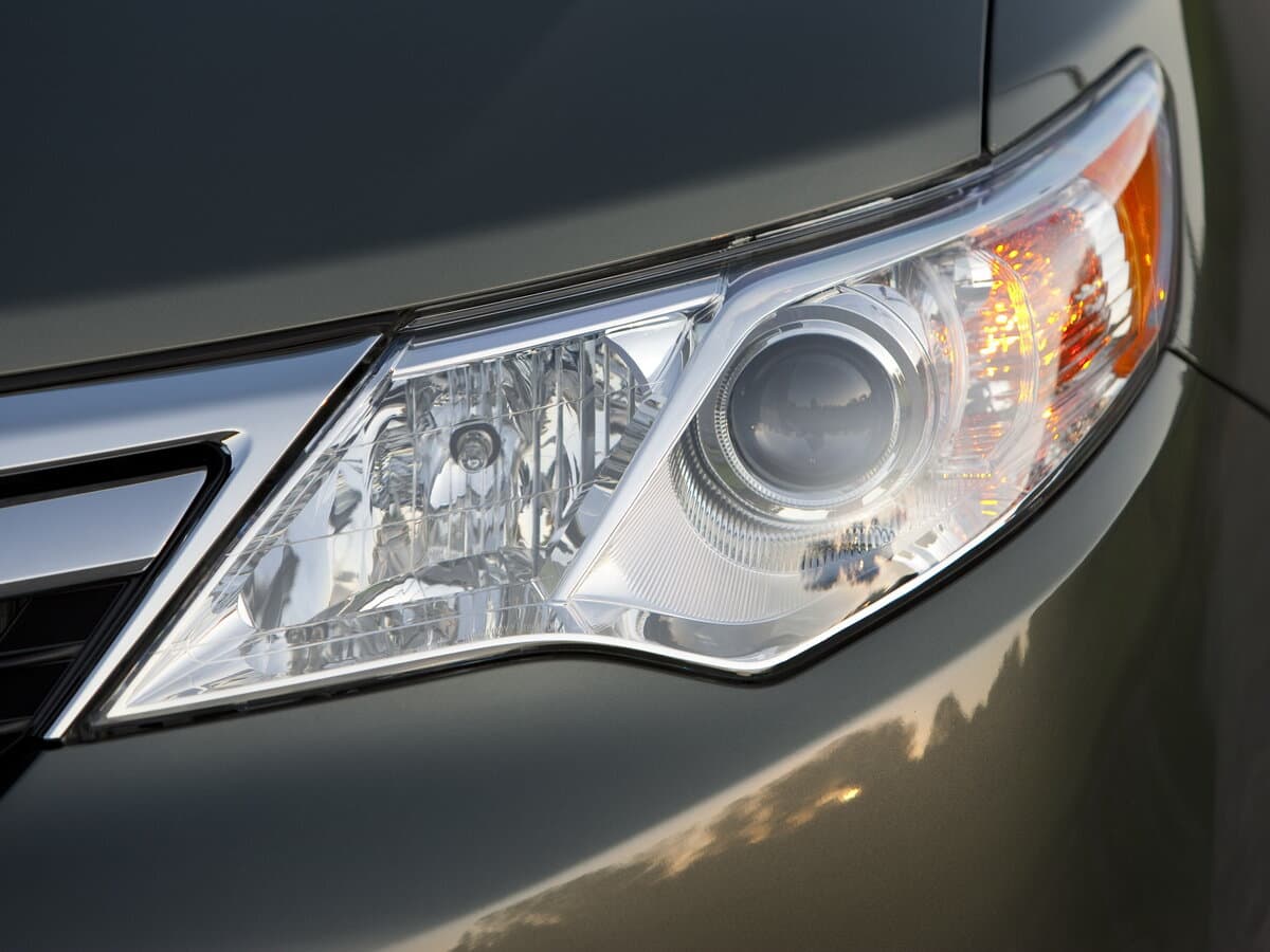 Toyota Camry VII (XV50) — Fara
