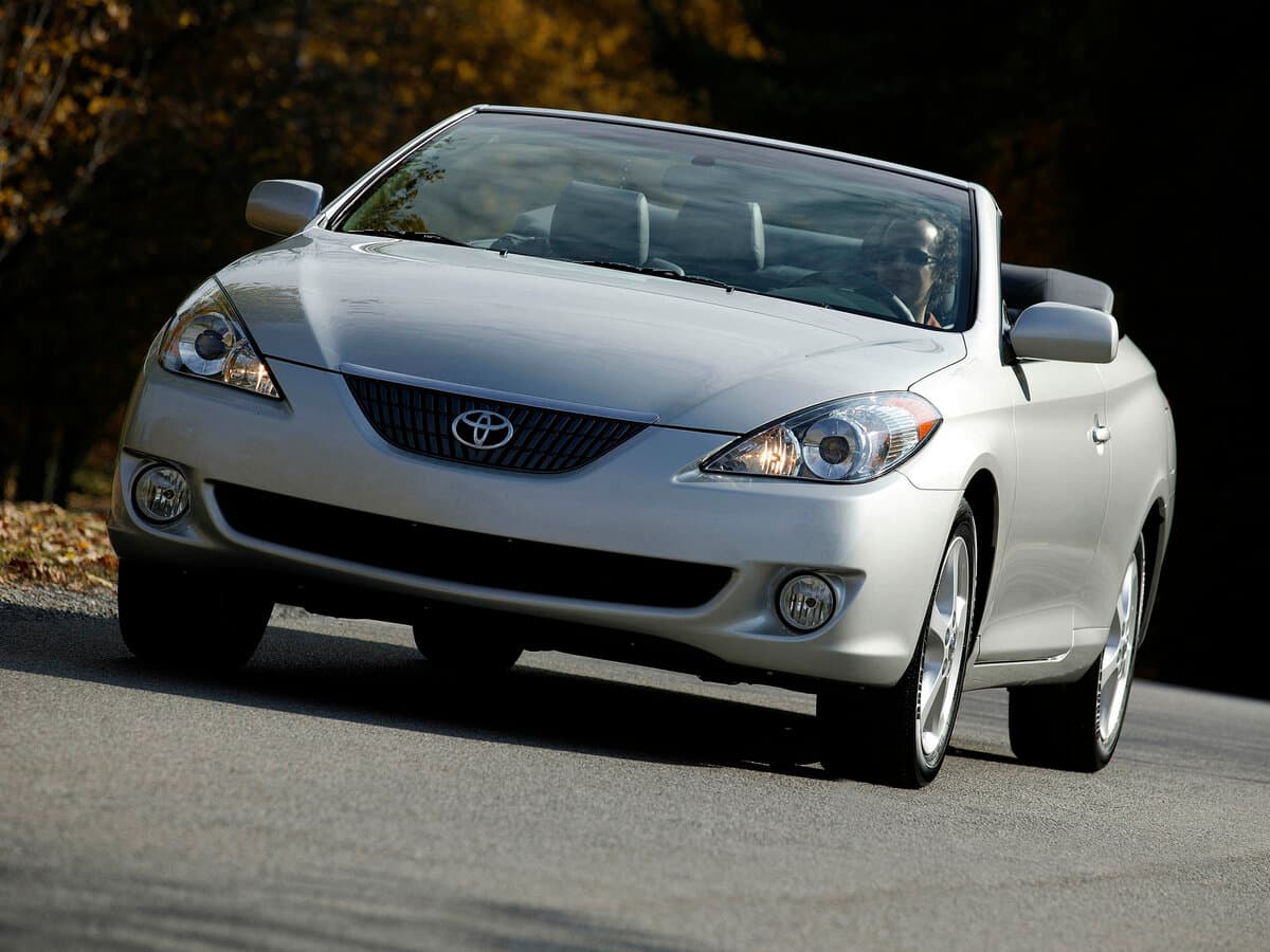 Toyota Camry Solara II — Öndən
