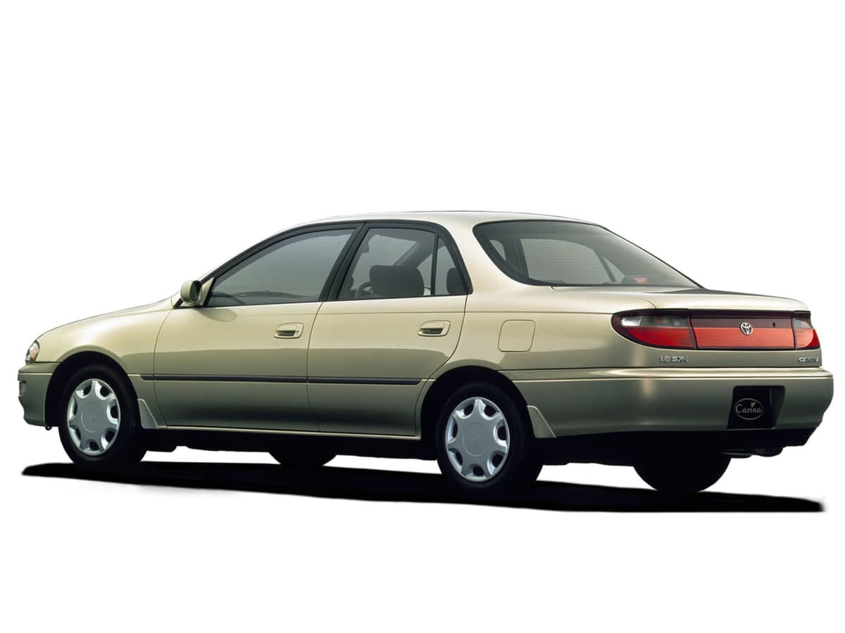 Toyota Carina VI (T190) — 3/4 arxadan
